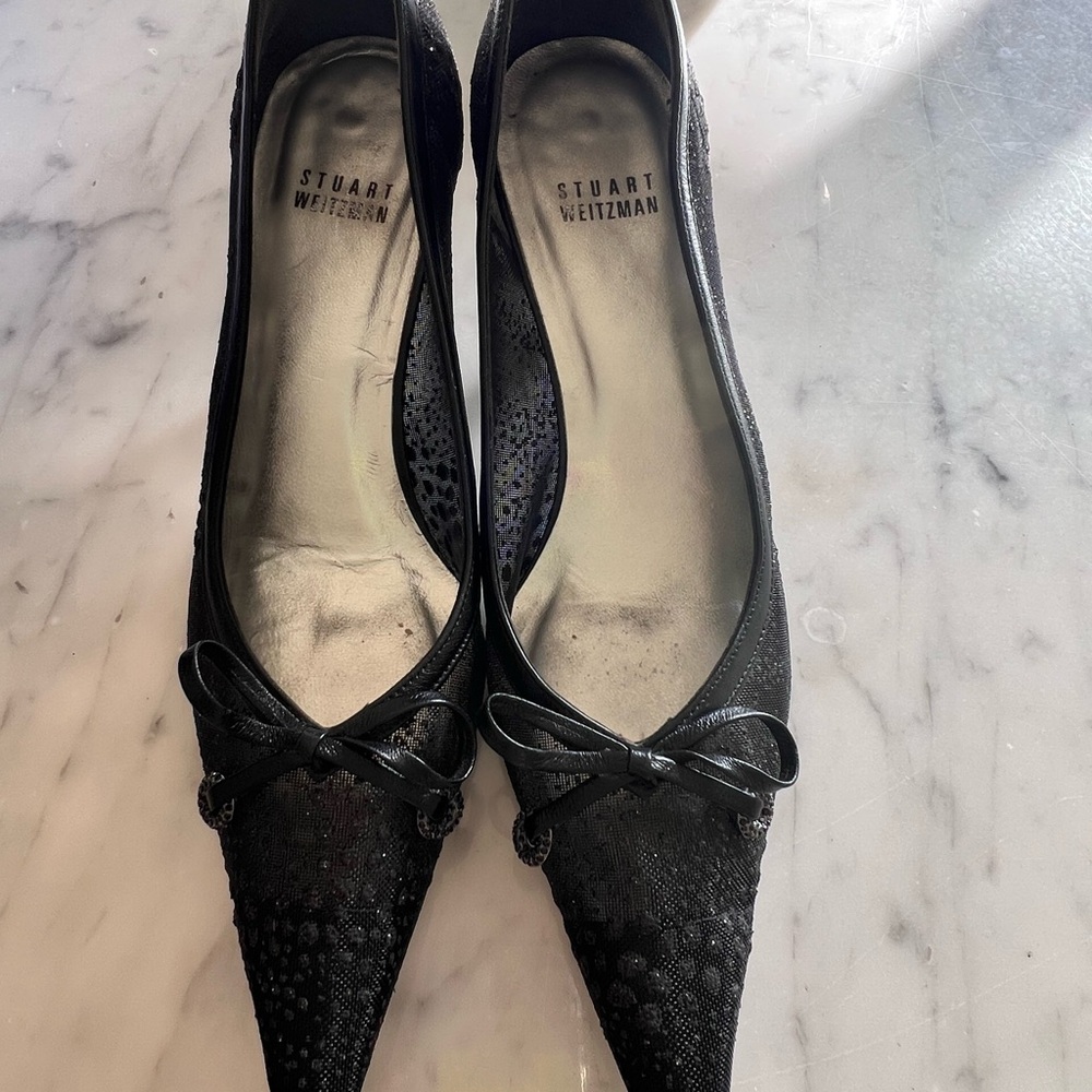 Stuart Weitzman Black Textured Heels Gorgeous
“Jiffy”.